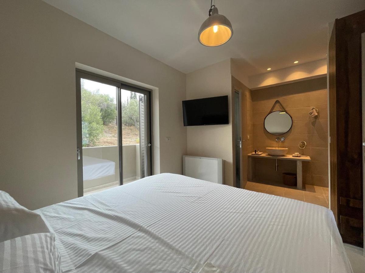 Topos Luxury Stay Heraion Лоутраки Экстерьер фото